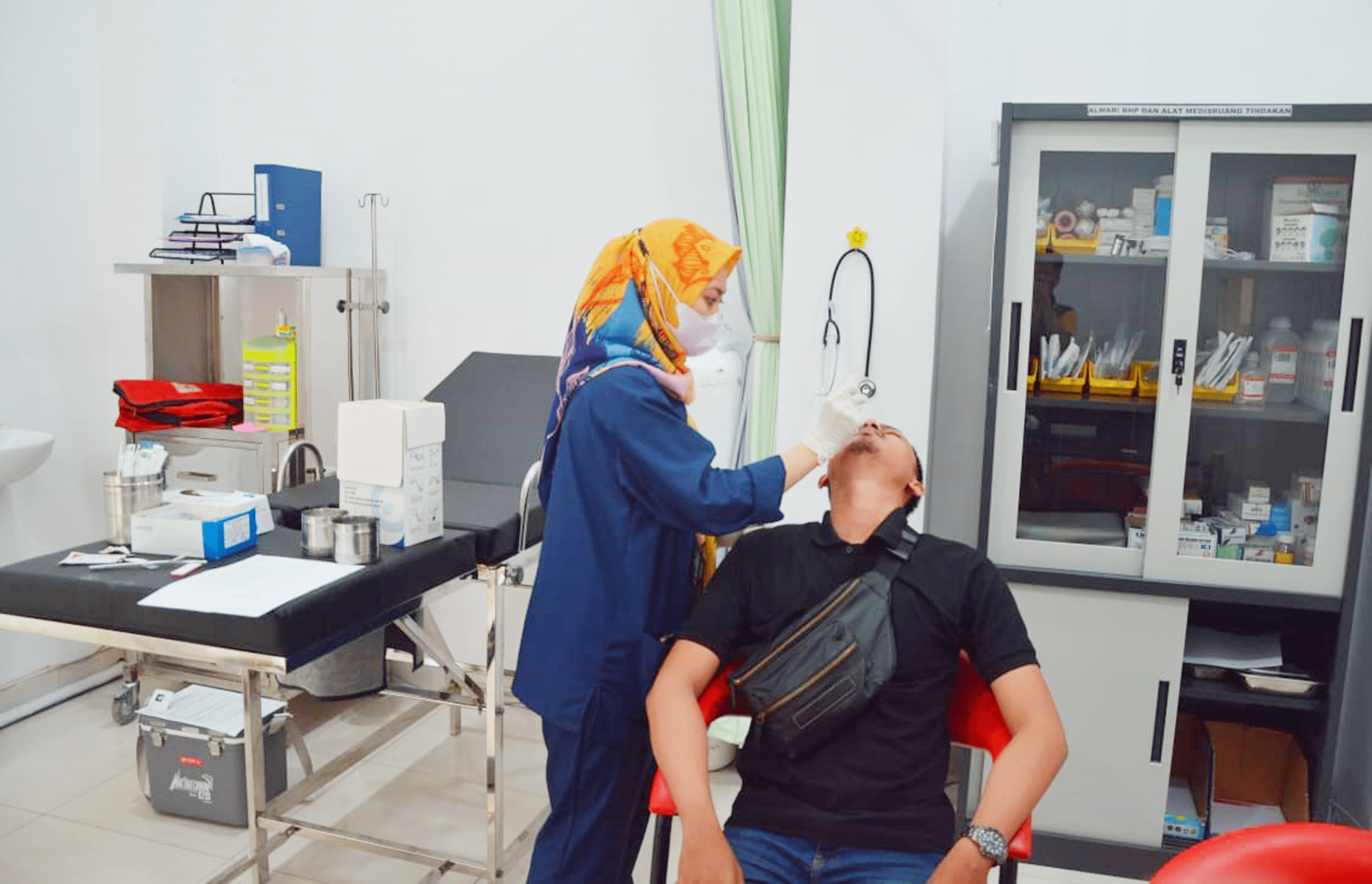 klinik PMI Kabupaten Kampar KSR PMR donor darah vaksin red cross Indonesia by WINSONMEDIA jasawebkampar.com baliwebservices.com